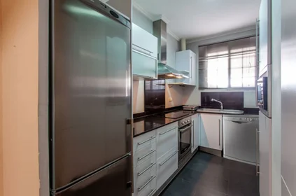 Logement entier à Carrer de Luis de Santàngel 17, image 4 de 12
