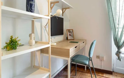 Quarto privado em Via Rodolfo Carabelli, Umbria-Molise-Calvairate, imagem 6 de 10