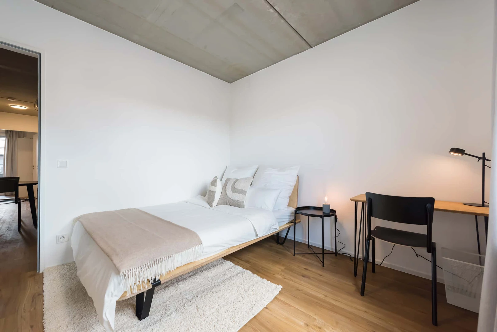 Cheap private room in frankfurt