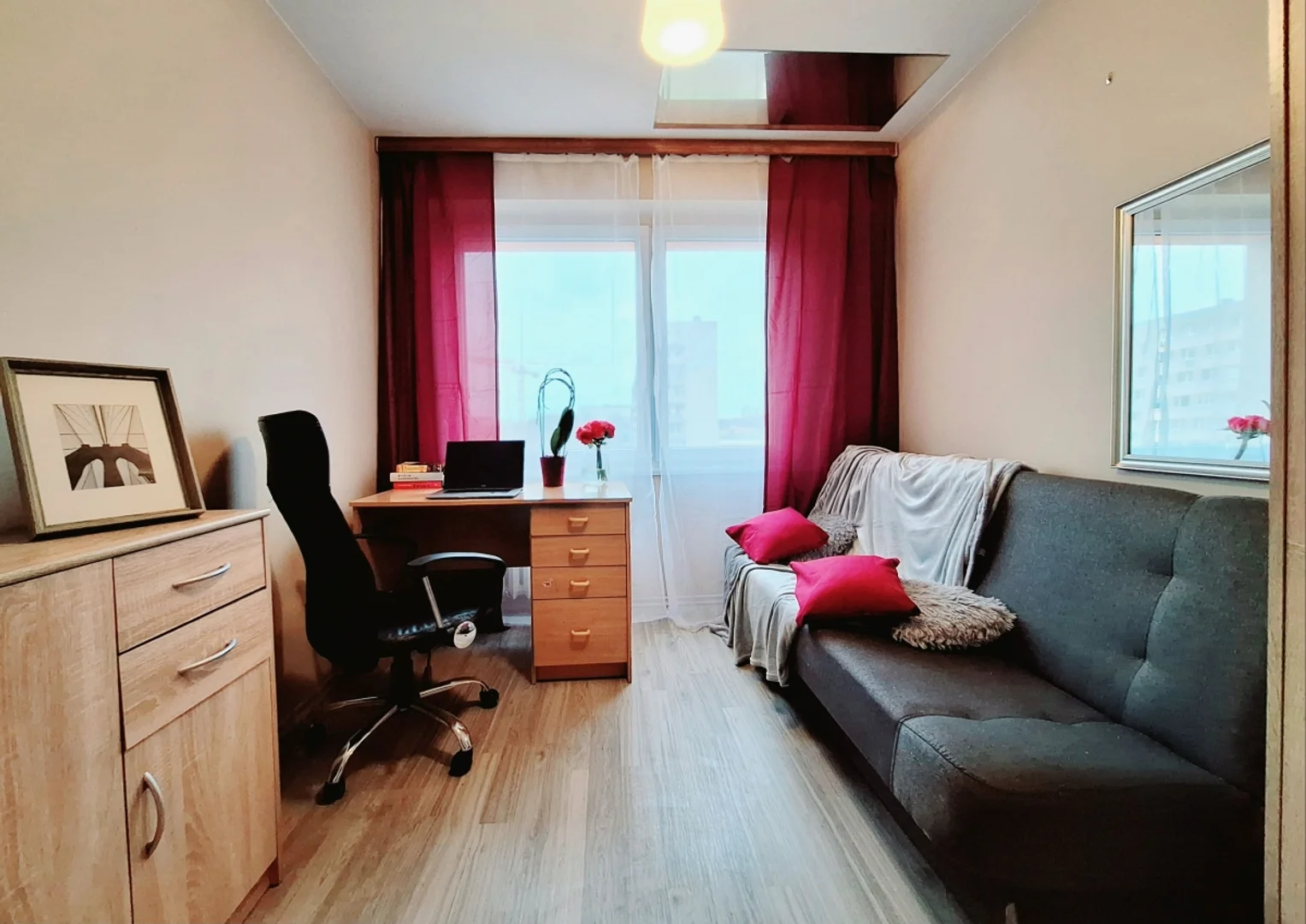 Studentenfreundliches Zimmer in mit modernen Annehmlichkeiten