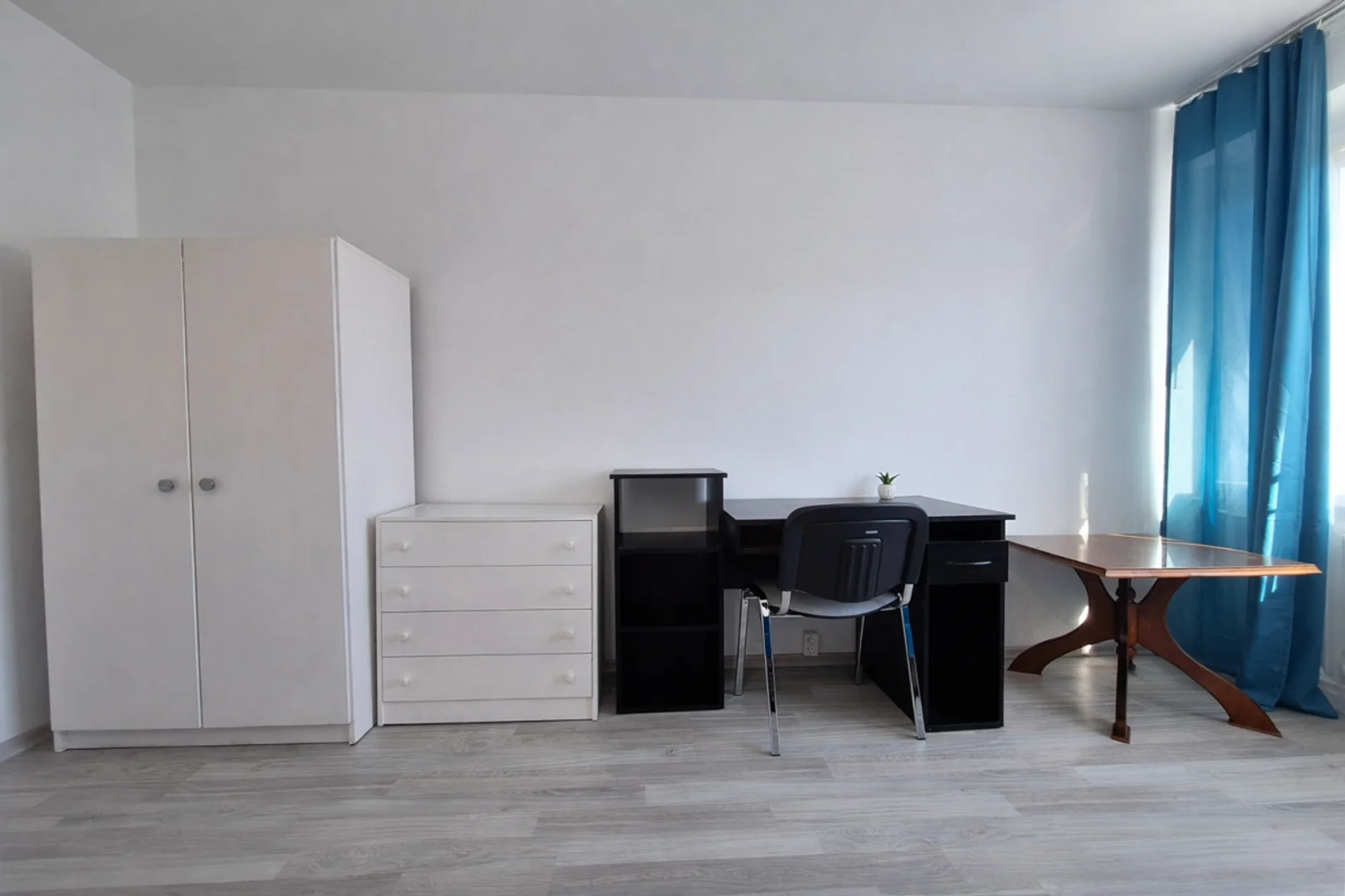 Studentenfreundliches Zimmer in  mit modernen Annehmlichkeiten