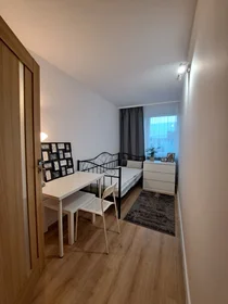 Stanza privata in Wiejska 62/40, immagine 1 di 5