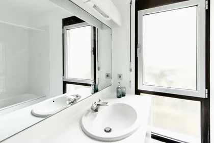 私人房间 在 1bis Rue Volta, 92800 Puteaux, France, 14的图像12