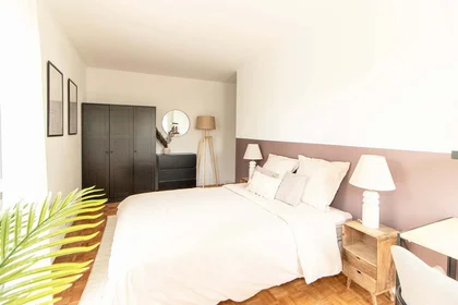 私人房间 在 1bis Rue Volta, 92800 Puteaux, France, 14的图像4