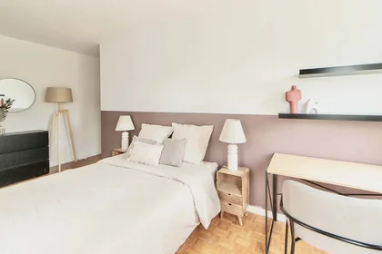 私人房间 在 1bis Rue Volta, 92800 Puteaux, France, 14的图像5