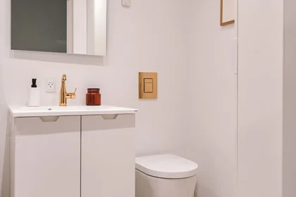 Quarto privado em Copenhagen, Denmark, imagem 19 de 27
