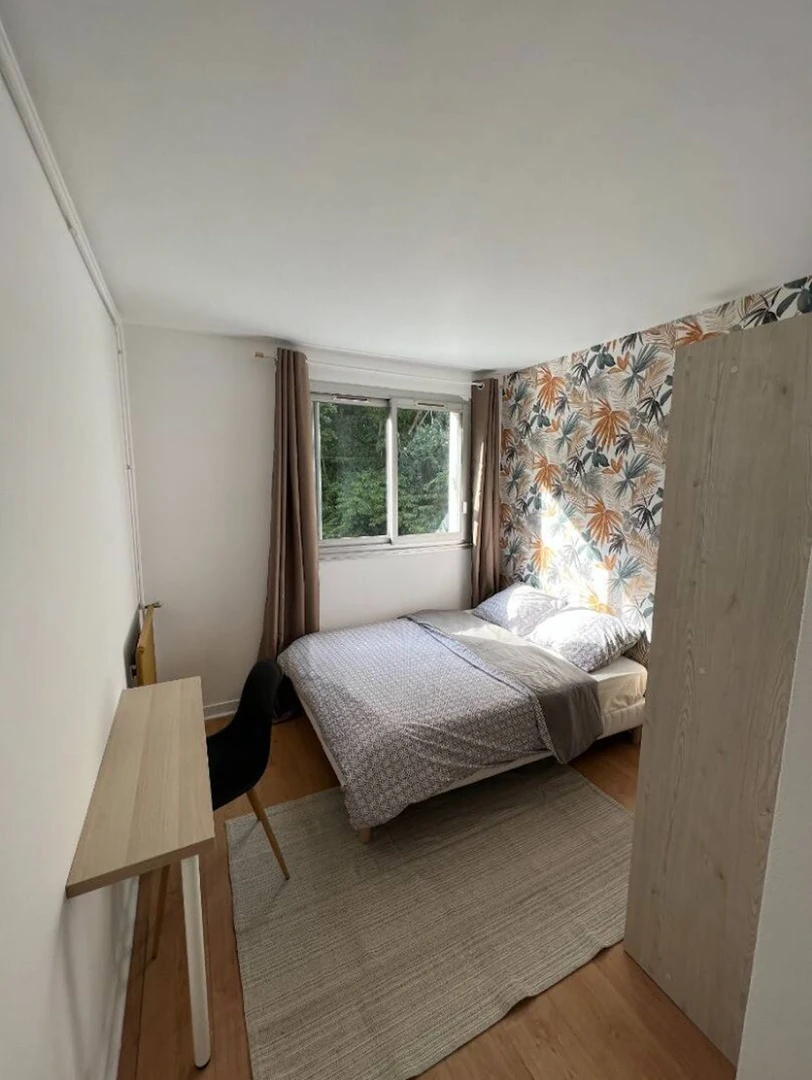 Cheap private room in Rouen