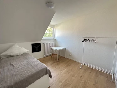 Chambre à louer dans un appartement en colocation à Dusseldorf