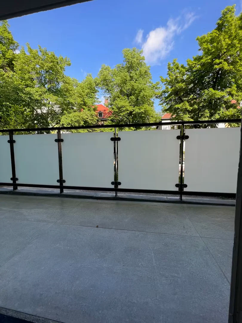 Lindenallee, Bezirk Charlottenburg-Wilmersdorf