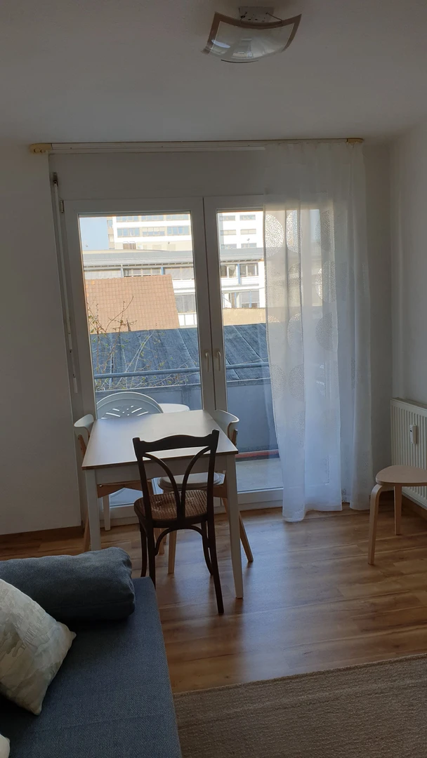 Quarto para alugar num apartamento partilhado em Freiburg Im Breisgau