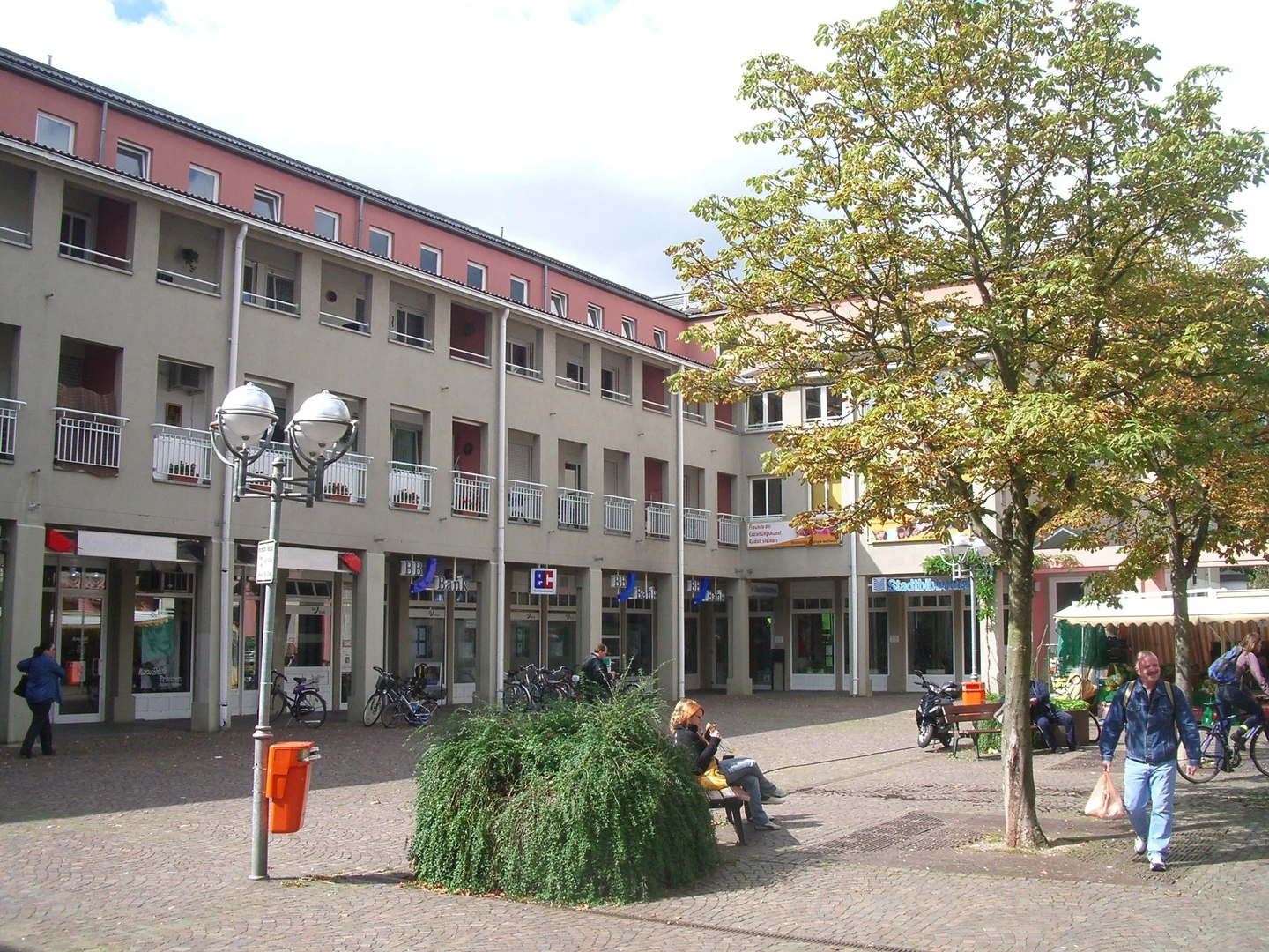 Helles Privatzimmer in Karlsruhe