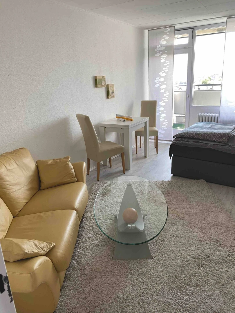Chambre à louer dans un appartement en colocation à Leverkusen