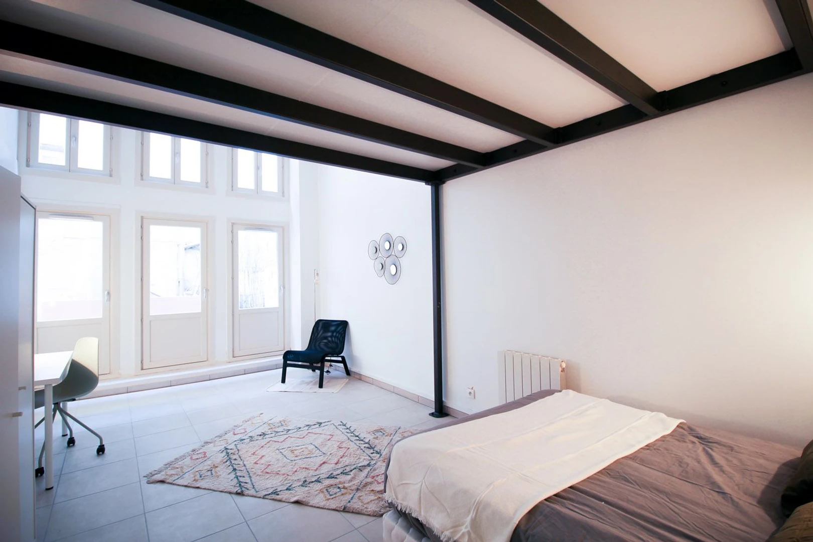 Zimmer mit Doppelbett zu vermieten lyon