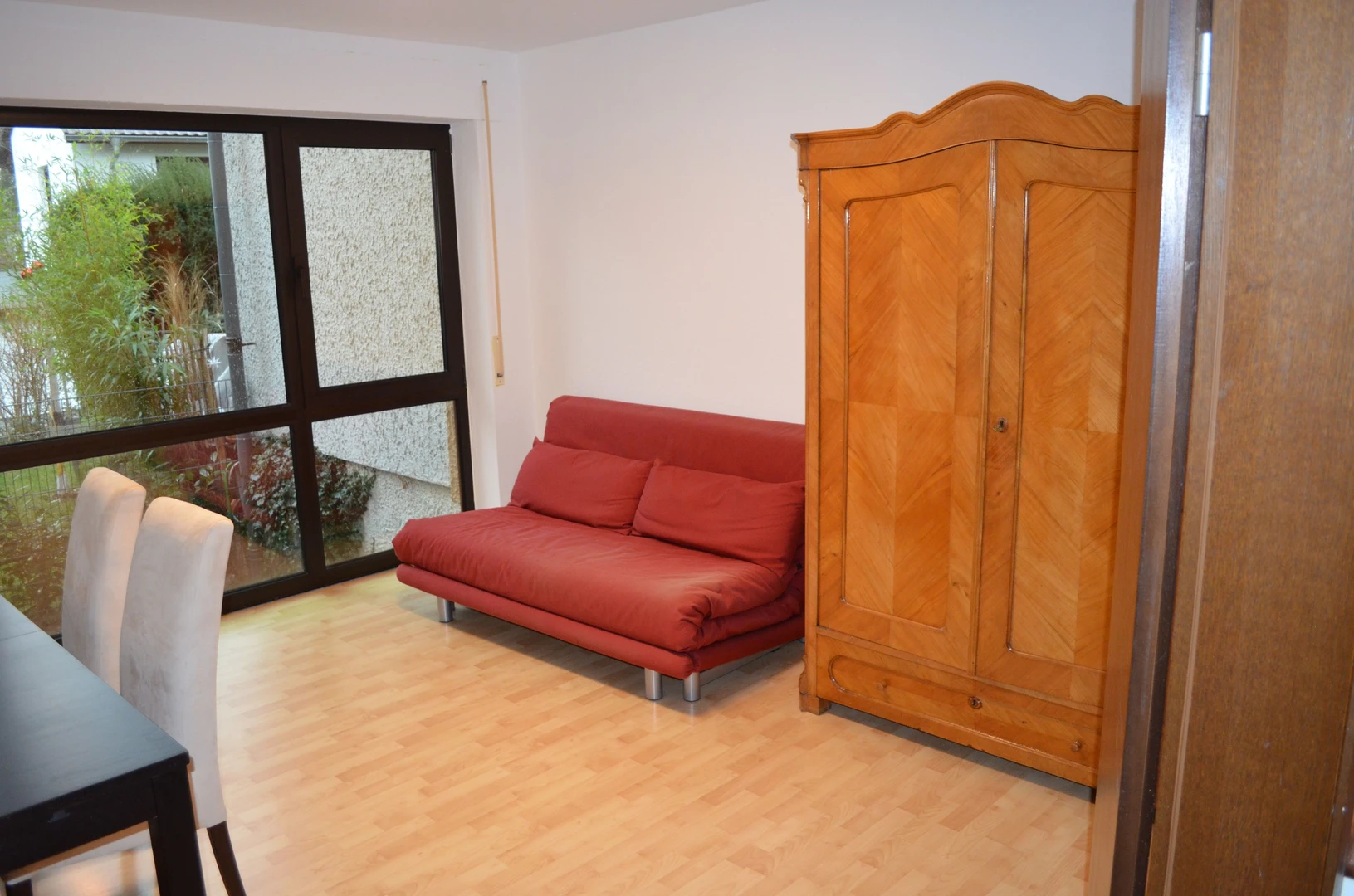 Zimmer mit Doppelbett zu vermieten Darmstadt