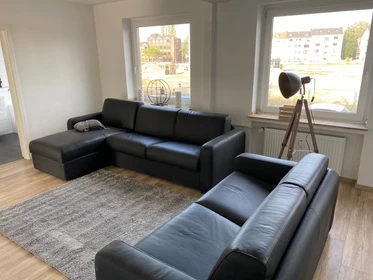 Appartement moderne et lumineux à Duisburg