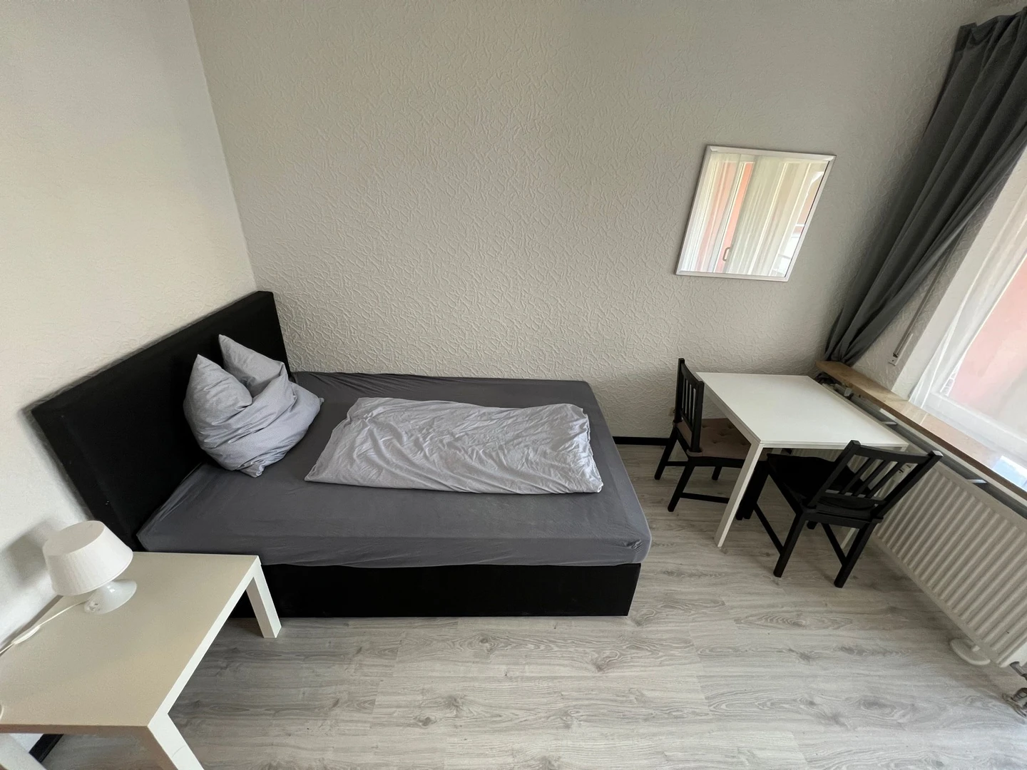 Pokój do wynajęcia we wspólnym mieszkaniu w Karlsruhe