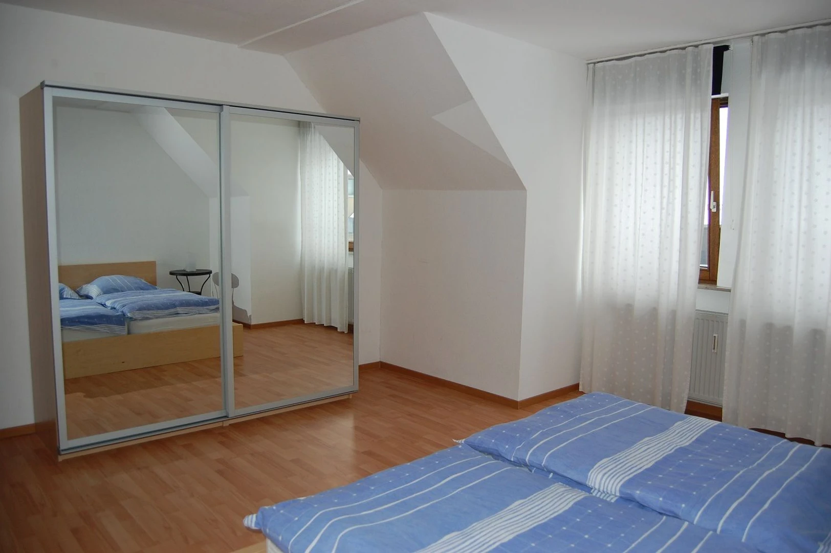 Jasny pokój prywatny w Erlangen