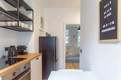Entire apartment at Klarissenstraße, image 4 of 11