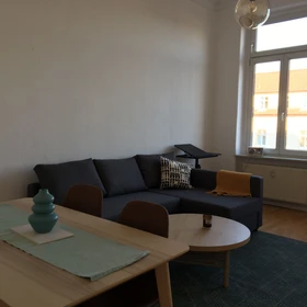 Komplette Wohnung voll möbliert in Magdeburg