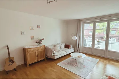 2-Zimmer-Unterkunft in {area}