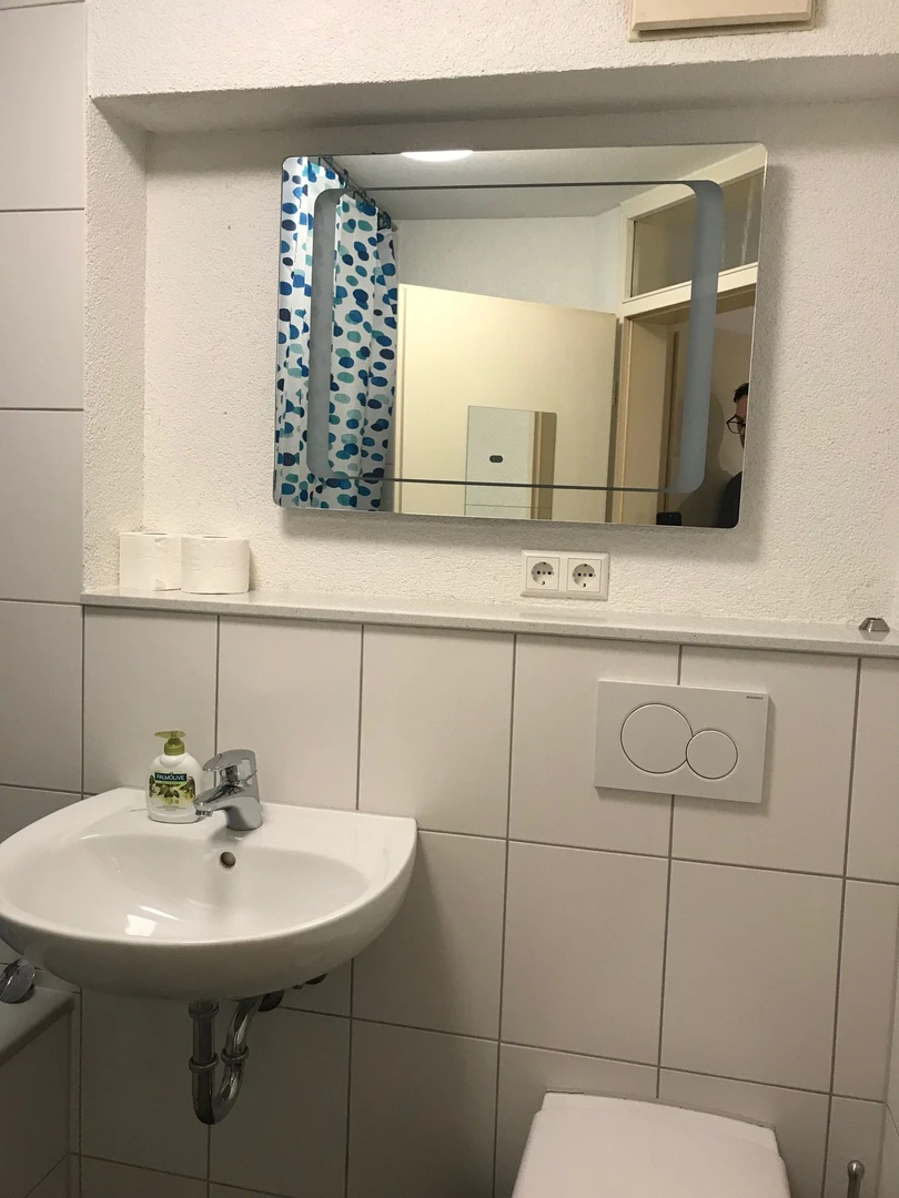 Room for rent with double bed Karlsruhe