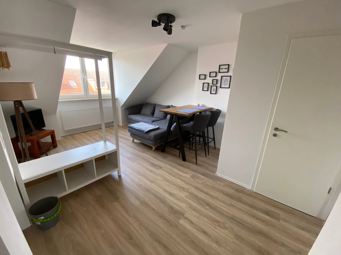 Renting rooms by the month in kiel