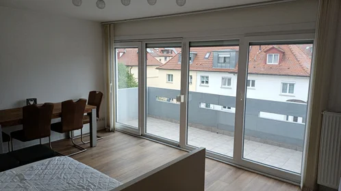 Habitación privada en Barbarossastraße, imagen 1 de 10