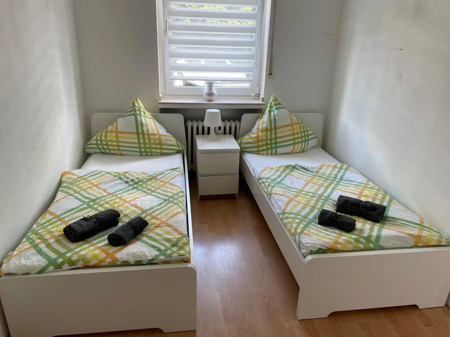 Pokój do wynajęcia z podwójnym łóżkiem w Bergisch Gladbach