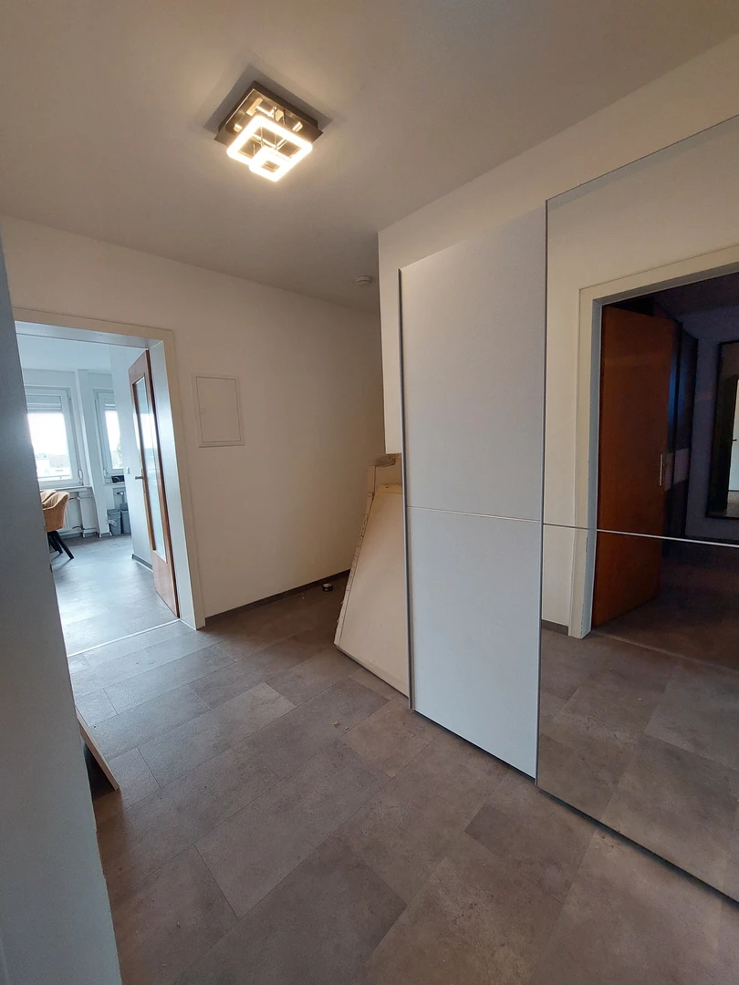 Habitación en alquiler con cama doble Leverkusen