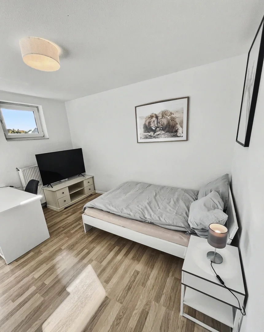 Habitación para estudiantes en  con área de estudio y facilidades compartidas