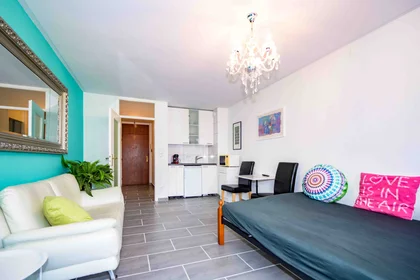 Quarto privado em Peter-Schwingen-Straße, imagem 4 de 13