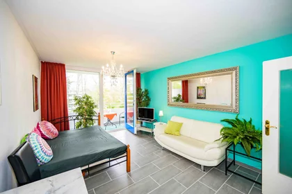 Quarto privado em Peter-Schwingen-Straße, imagem 6 de 13