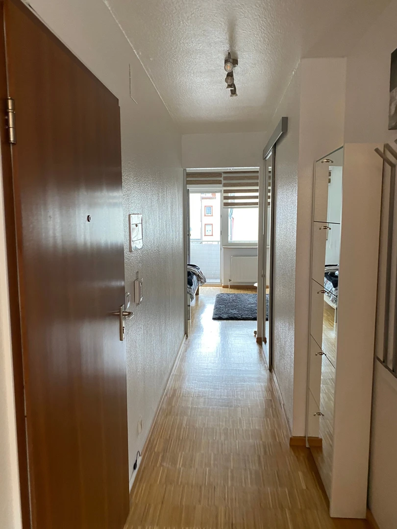 Mannheim de çift kişilik yataklı kiralık oda