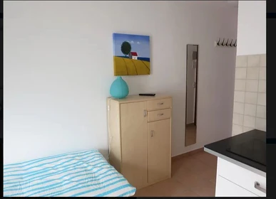 Cheap private room in Munchen