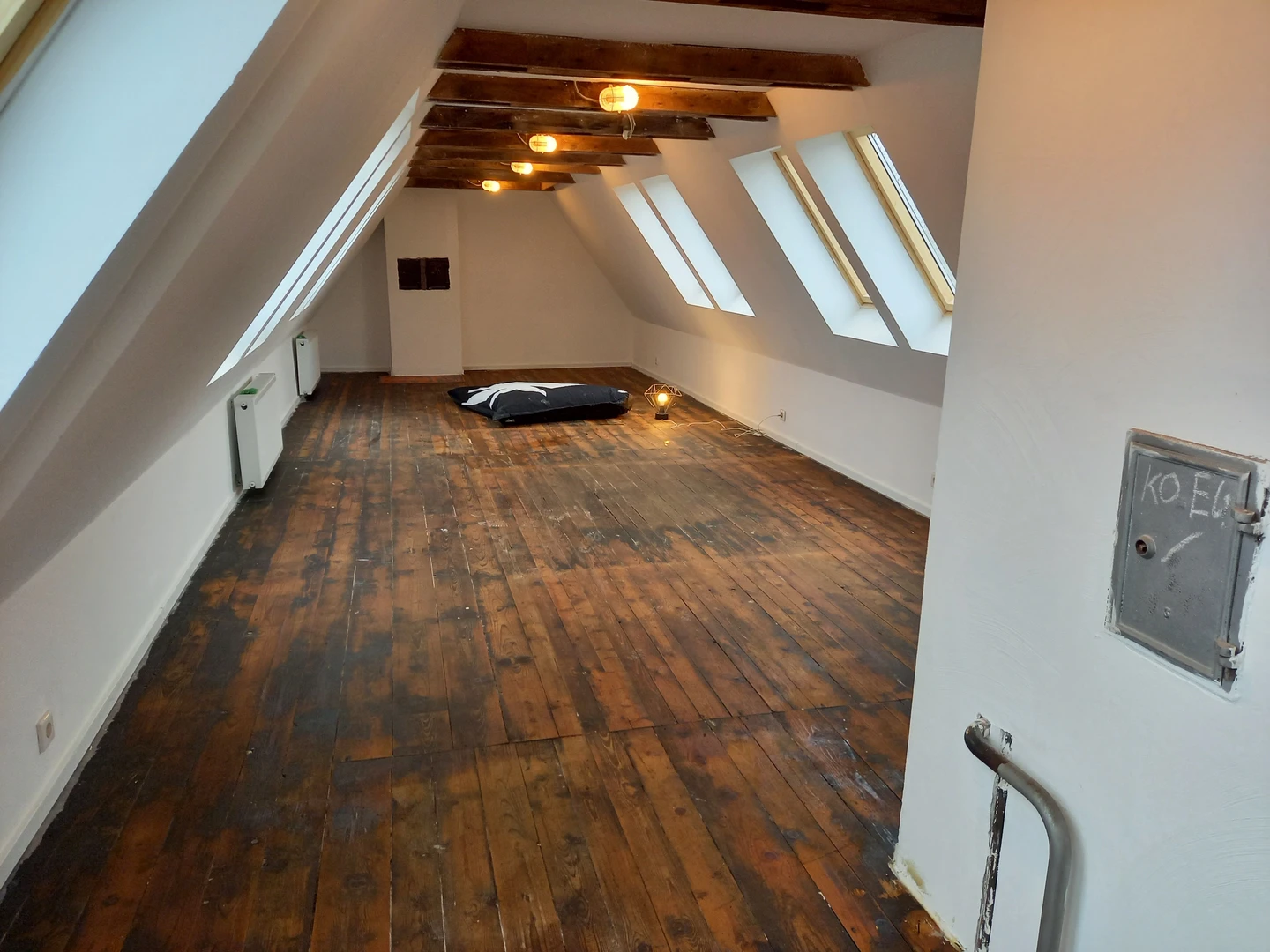 Nürnberg de çift kişilik yataklı kiralık oda