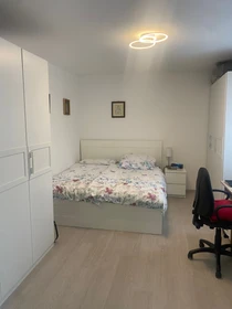 Room for rent with double bed Darmstadt