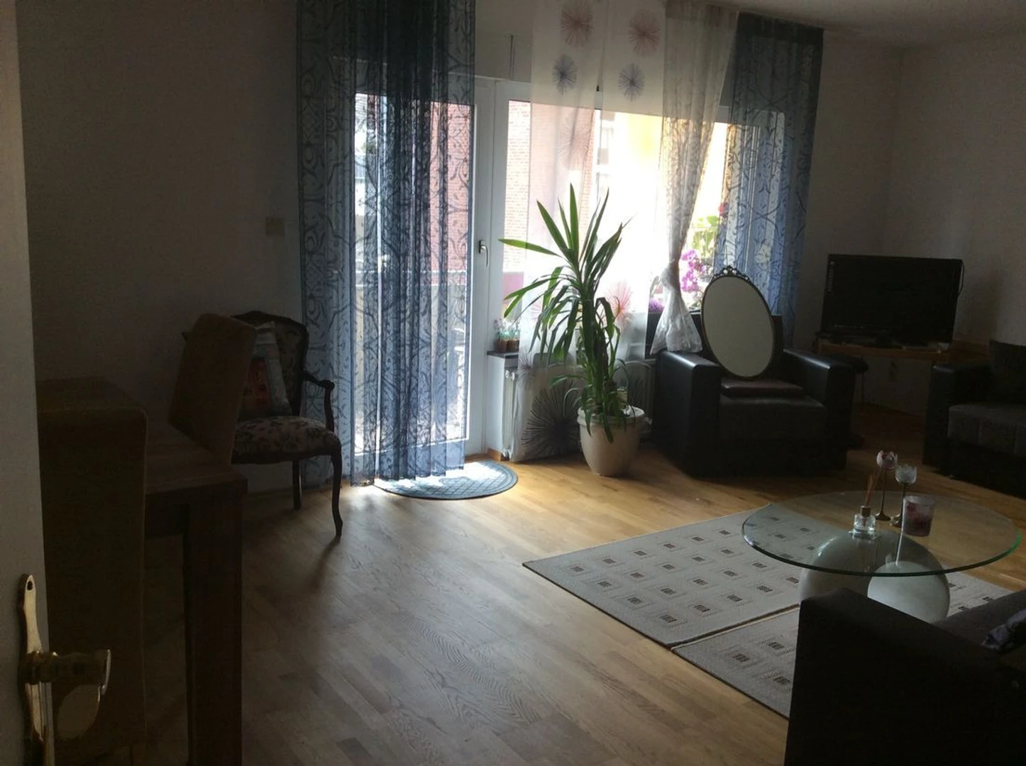Bright private room in Bochum