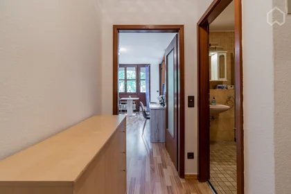 Entire apartment at Eisenzahnstraße, image 25 of 30