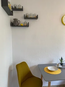 Entire apartment at Neue Fruchtstraße, image 22 of 33