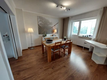 Quarto para alugar num apartamento partilhado em Leverkusen