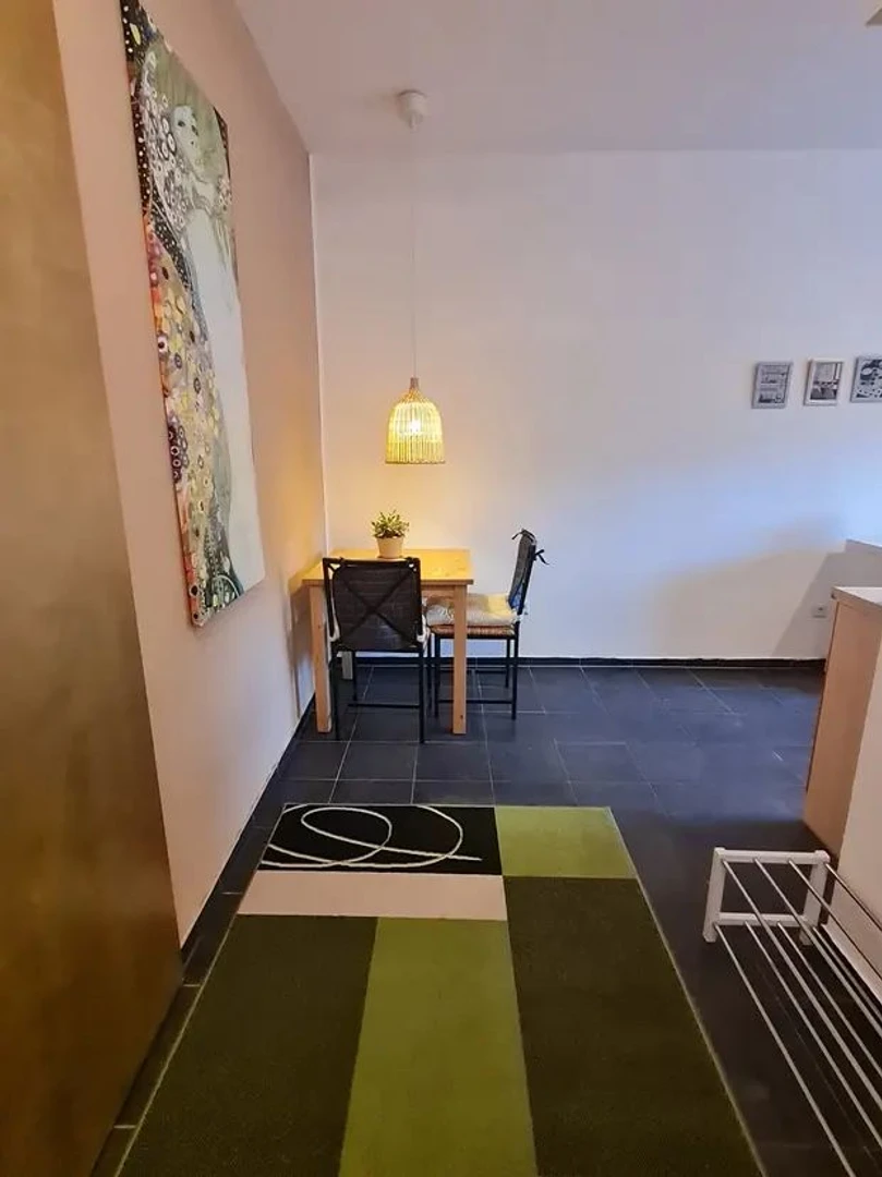 Bright private room in Mannheim