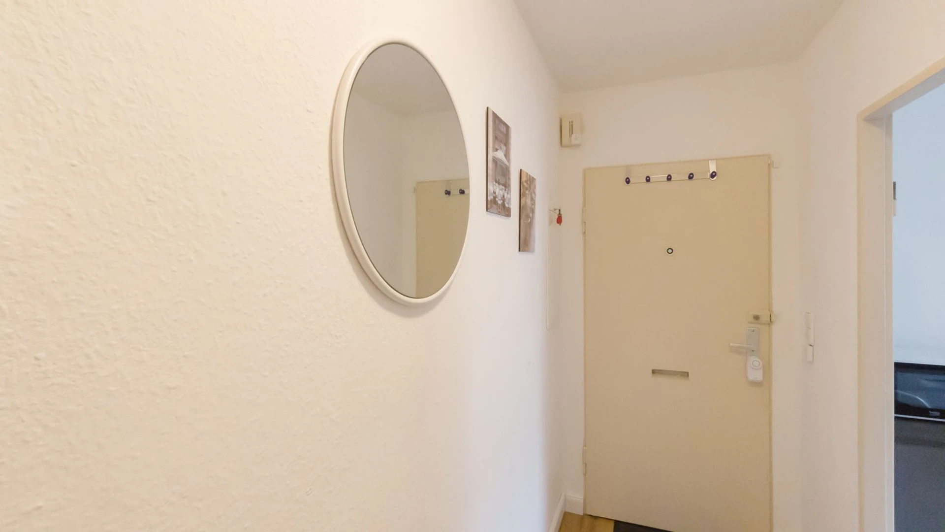 Cheap private room in Hanover