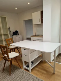 3 Zimmer Unterkunft in {area}