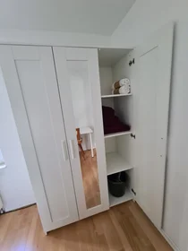 Logement entier à Heidesheimer Straße, image 23 de 37