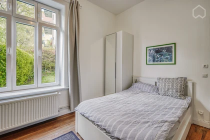 Cheap private room in Hamburg