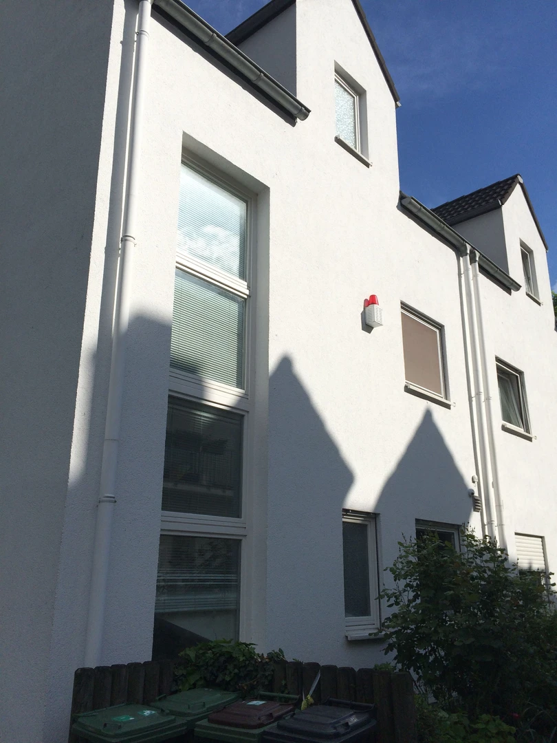 Mainz de ortak bir dairede kiralık oda