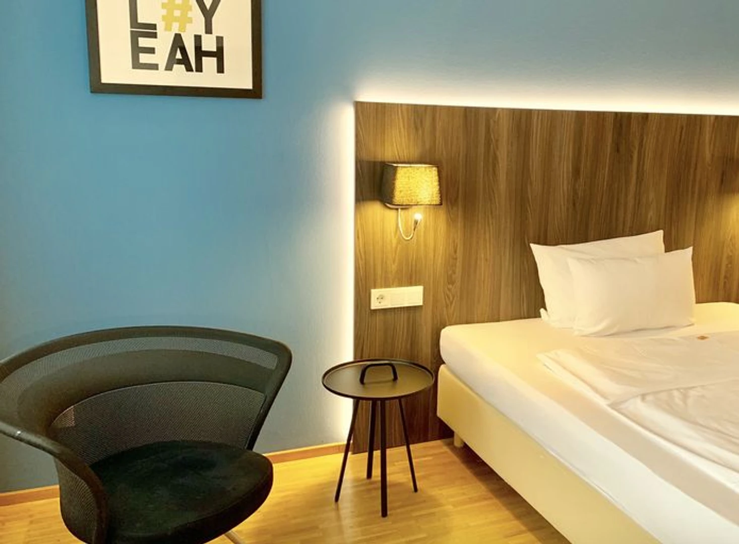 Zimmer mit Doppelbett zu vermieten Erlangen