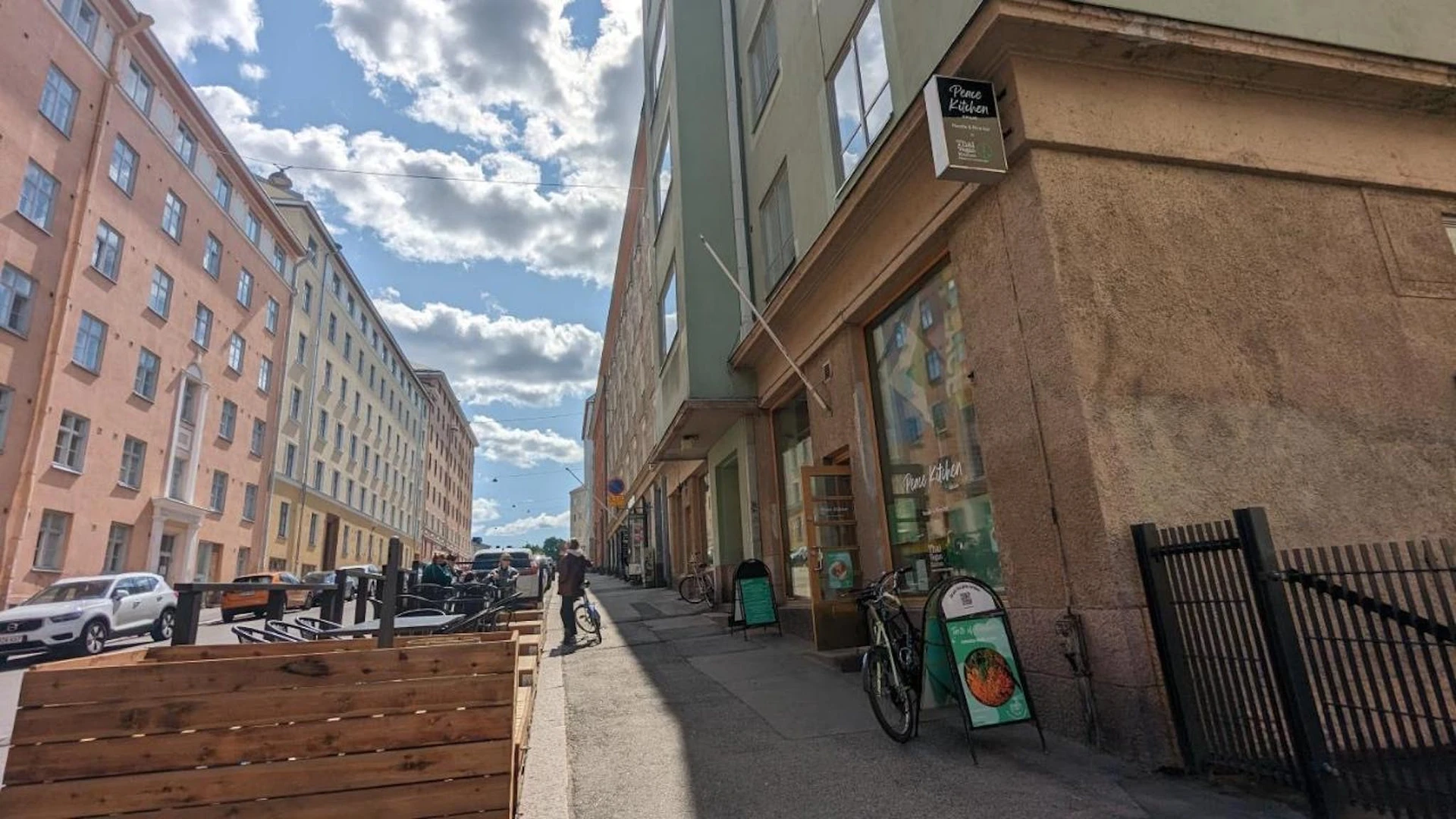 Modern and bright flat in Helsinki