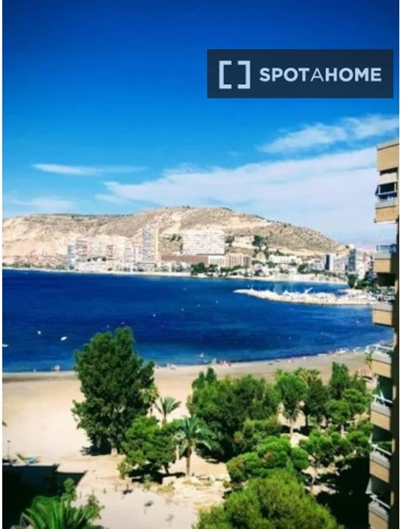 Alojamento centralmente localizado em Alicante