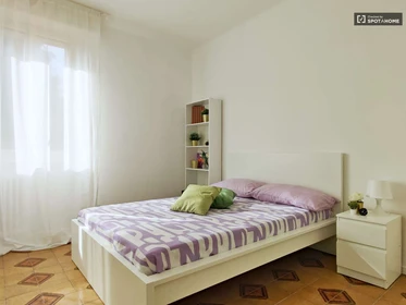 Alquiler de habitación en piso compartido en Milano